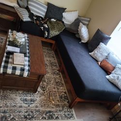 2 Twin beds + Frames