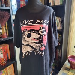 Raccoon & Opossum Live Fast Eat Trash Living The Life Black T-Shirt Size 3XL
