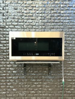 SAMSUNG OVER THE RANGE MICROWAVE w/WARRANTY! R3598A