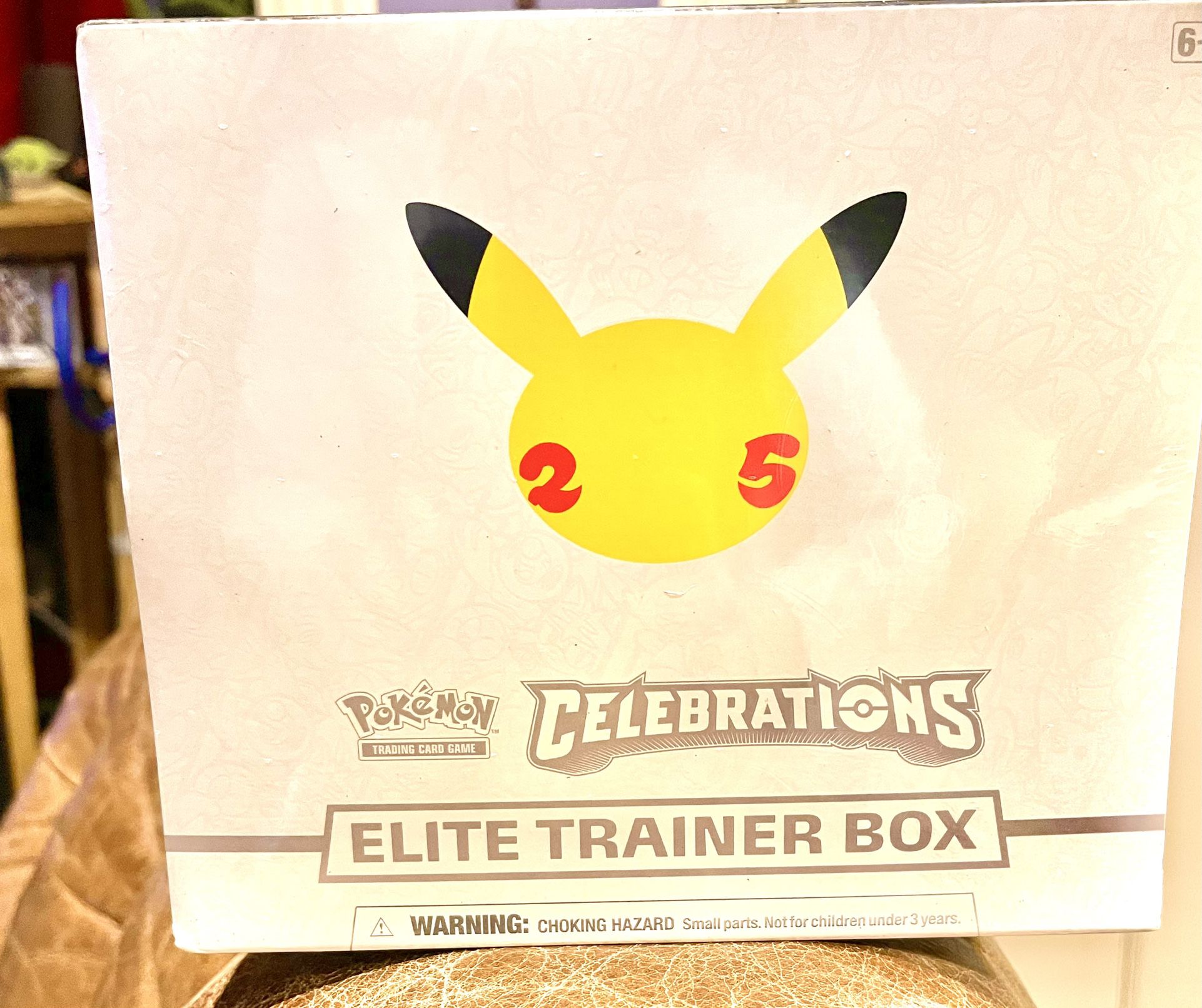 Pokémon 25th Anniversary Celebrations Master Trainer Box