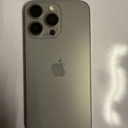 iPhone 15 Pro Max – 256GB – Natural Titanium – Unlocked – Excellent Condition