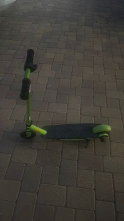 Razor electric scooter
