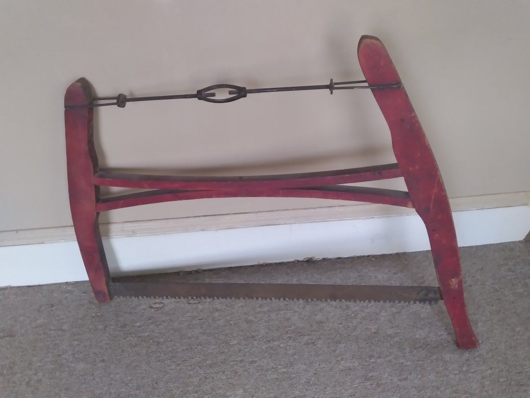 Vintage buck saw in excellent condition