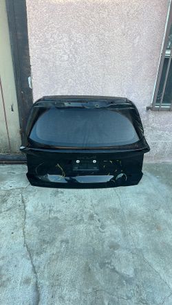 21 to 23 Kia sorento tailgate whit glass