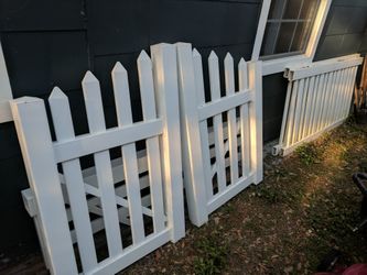 PVC gate
