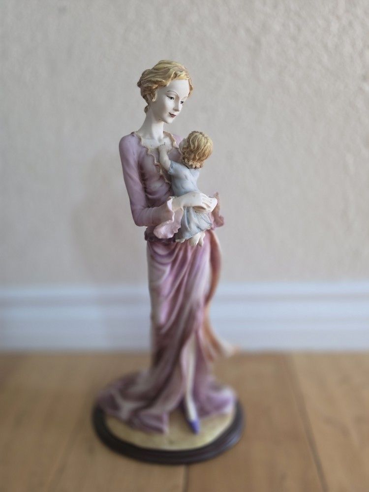 Lady Madona Statue - 14 Inches Tall