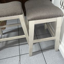 Counterheight Stools