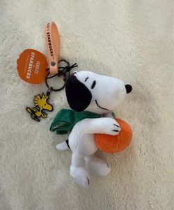 Starbucks Peanuts Snoopy Pumpkin Plush Keychain 2026 NEW Sealed