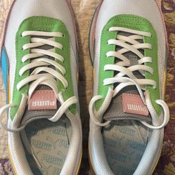 Women’s Puma Shoes 