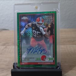 2016 Topps Chrome Myles Garrett 1991 Insert Green Auto 38/99 91TC-26