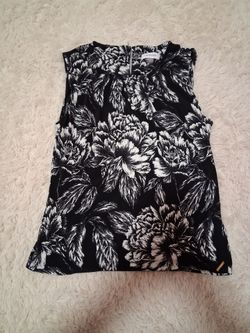 Calvin Klein floral top size S