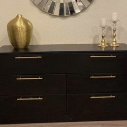 Black Dresser