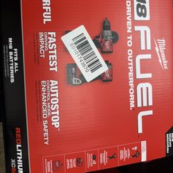 M18 Hammer Drill And Impact Driver 