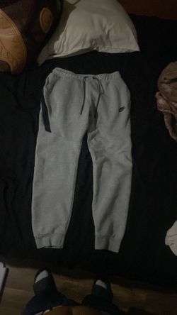 Nike tech joggers