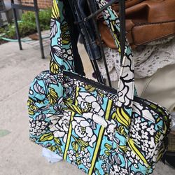 Vera Bradly Nwot Caroline In Island Bloom Shoulder Bag 