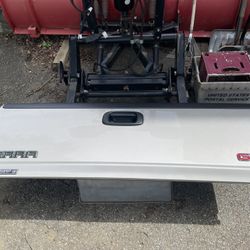 Chevy /GMC Tail Gate