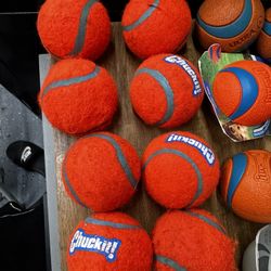 Large Chuck It Balls 16 Balls Some New Dog Balls