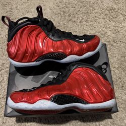 Nike Air Foamposite Men’s Size 9