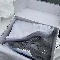 Jordan 5 Wolf Grey 5.5Y New