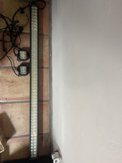 Light Bar And Two Pods