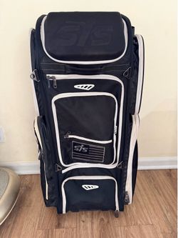 baseball/Softball roller bat bag.