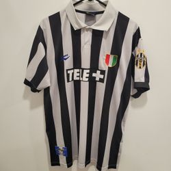 90s Retro Vintage Juventus Size Large Soccer Futbol Jersey