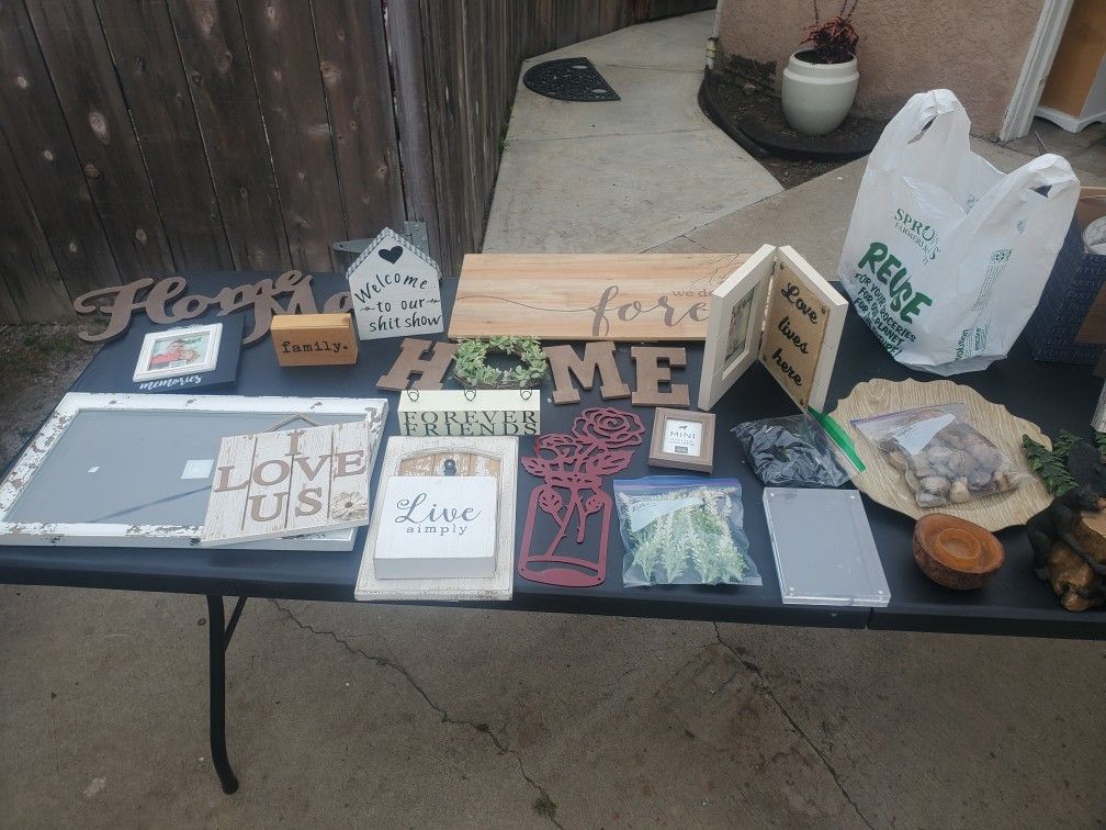 HUGE NEIGHBORHOOD YARDSALE