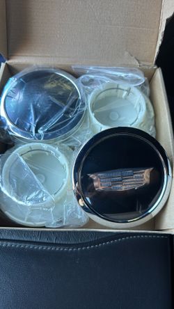 4 EMBLEM CENTER CAPS FLOATING CAPS FOR CADILLAC XL CAPS SPINNER 4 INCH