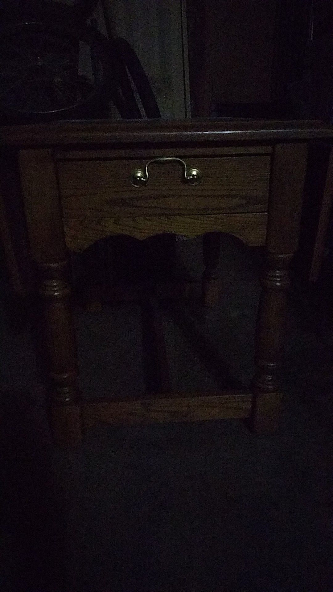 Nice little table, makes a great a addition to a cozy home.