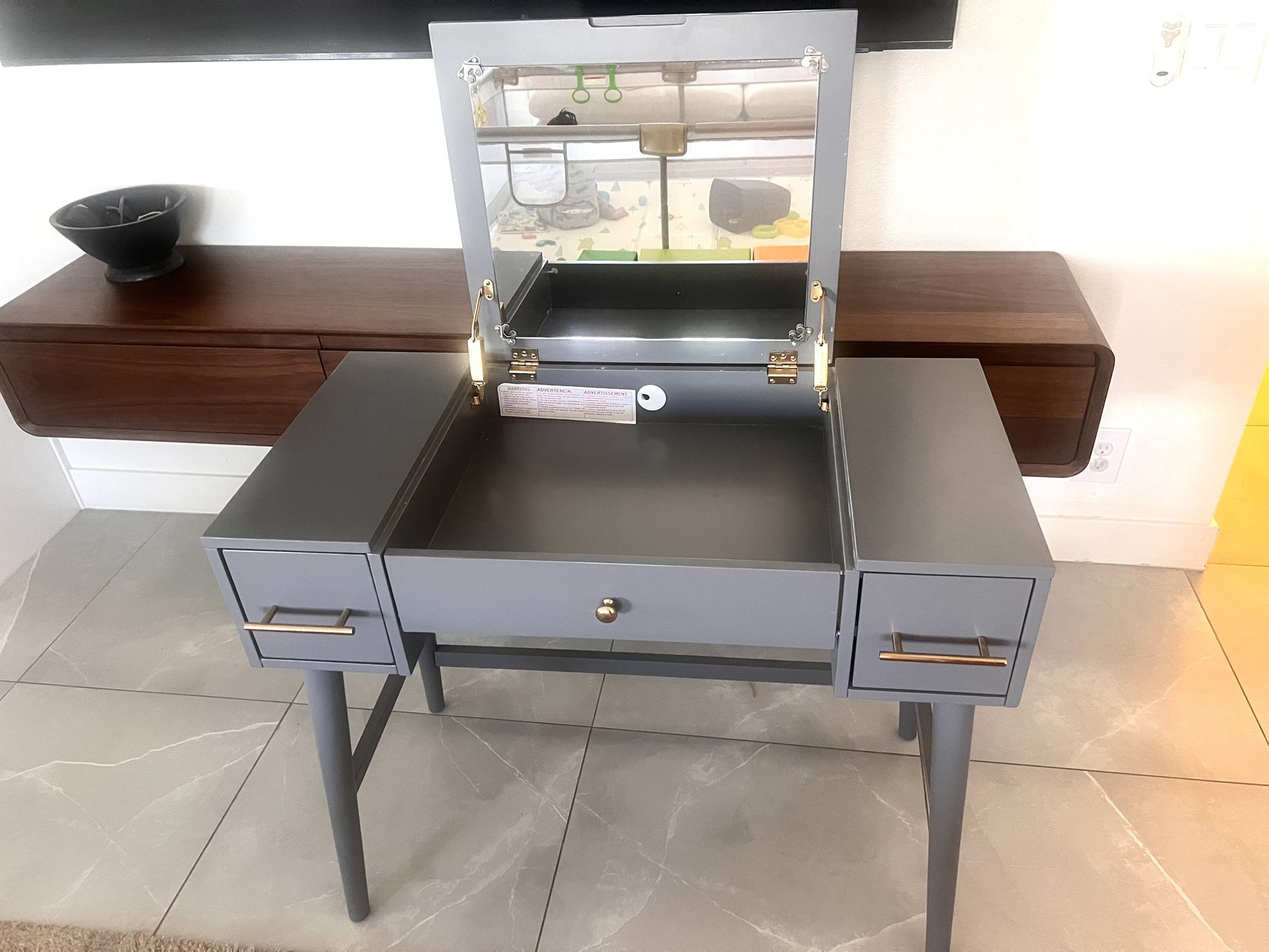Vanity Mirror