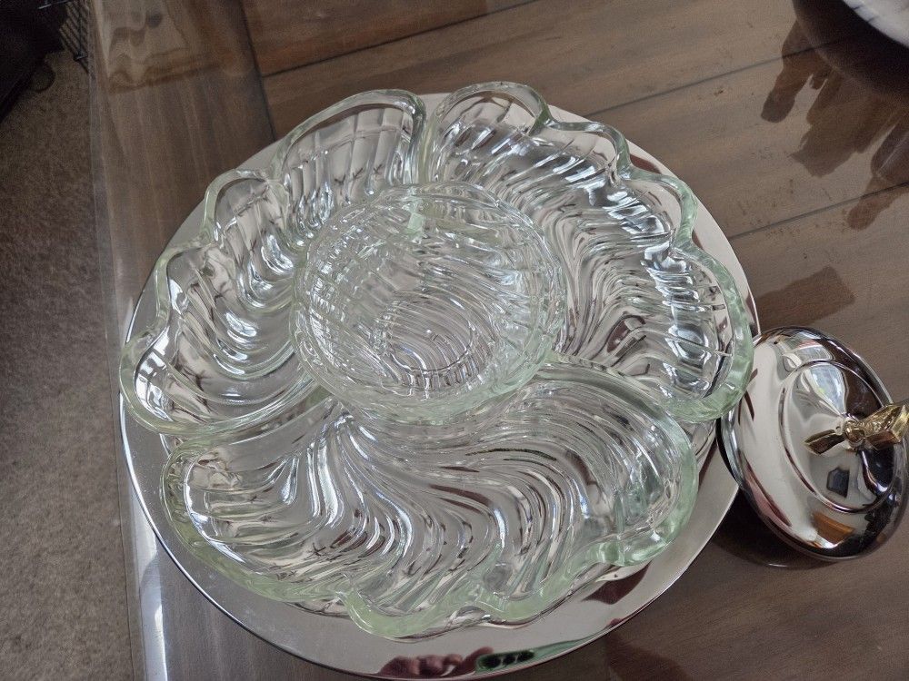 Entertainment tray silver and glass