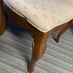 Set Of Chairs 6