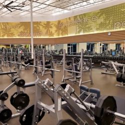 Free 15 Day Guest Pass At Mukilteo LA Fitness