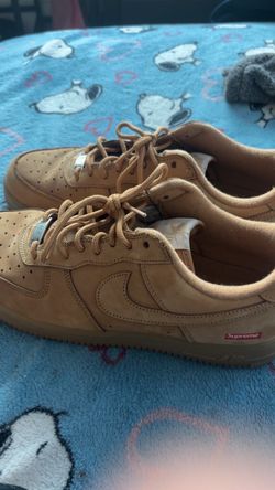size 10.5 mens supreme airforce 1’s