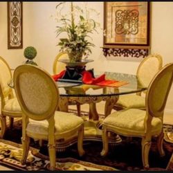 Dining Room Table. 