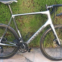 Cannondale Synapse 61cm Hi Modular 2018 Wow!! Top Of The Line!!Di2 Zipp Carbon Wheels ShowroomCondition