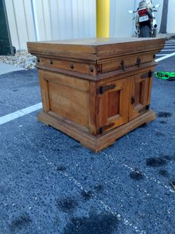 End table