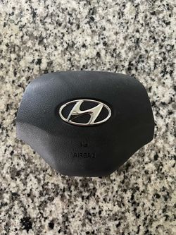 2020 Hyundai Elantra steering airbag