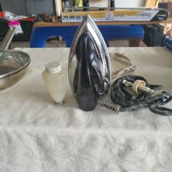 Vintage General Electric Travel Iron or BO