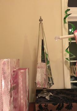 Glass decor wedding home