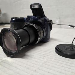 General  Electric  X5 Camera 14.1 Mega Pixel 