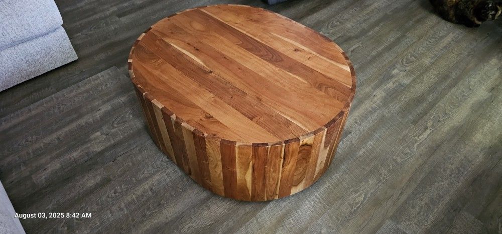 Oval Drum Table, Solid Wood In Great Condition