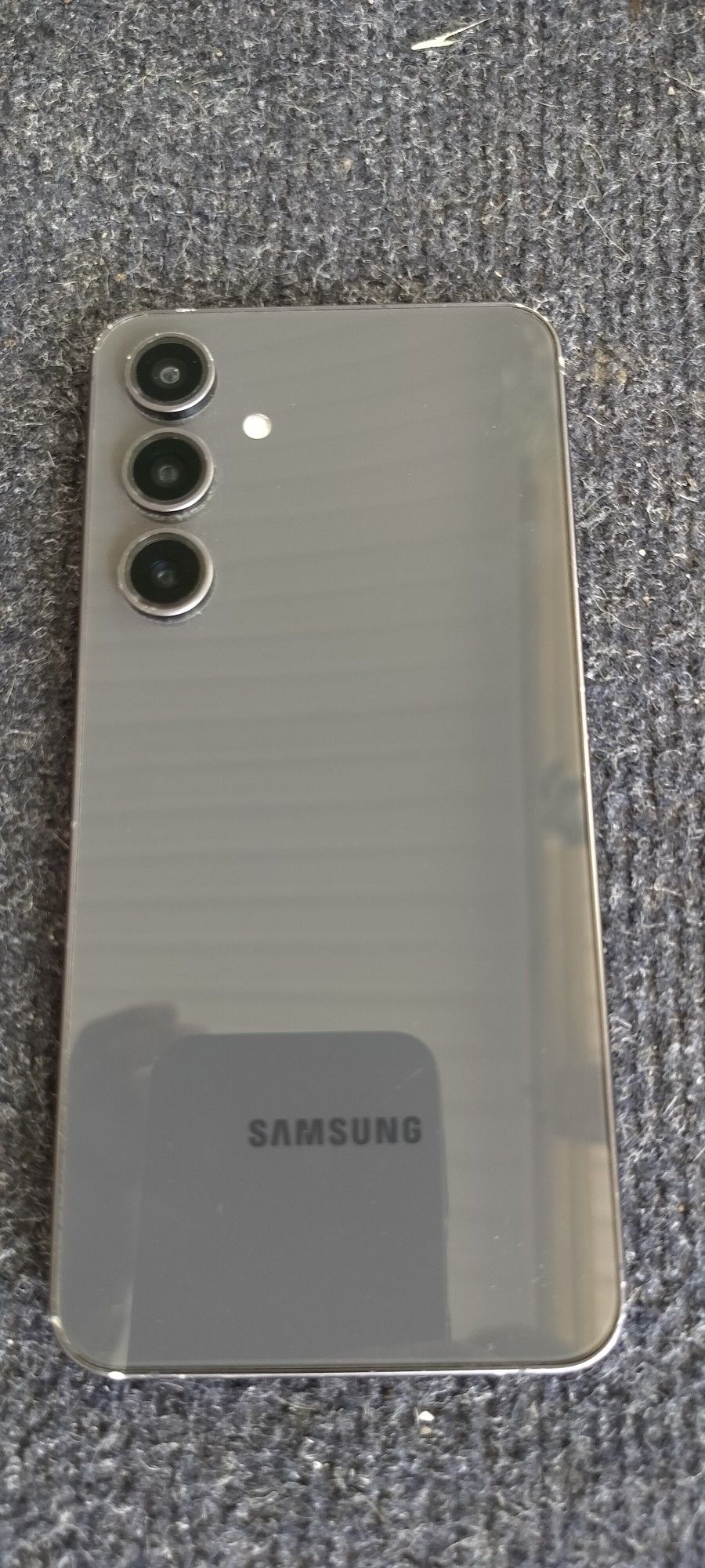 Unlocked Galaxy S24