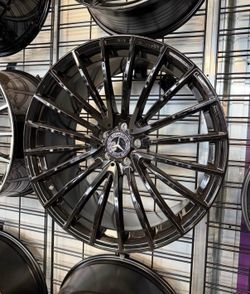 22” Mercedes AMG Style Staggered s550 s580 In stock! Wheels & Tires