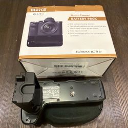 Meike MK-A7R IV Battery Grip for Sony A7R IV A9II A7IV A7SIII Cameras