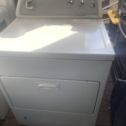 Dryers Gas Good Condition 