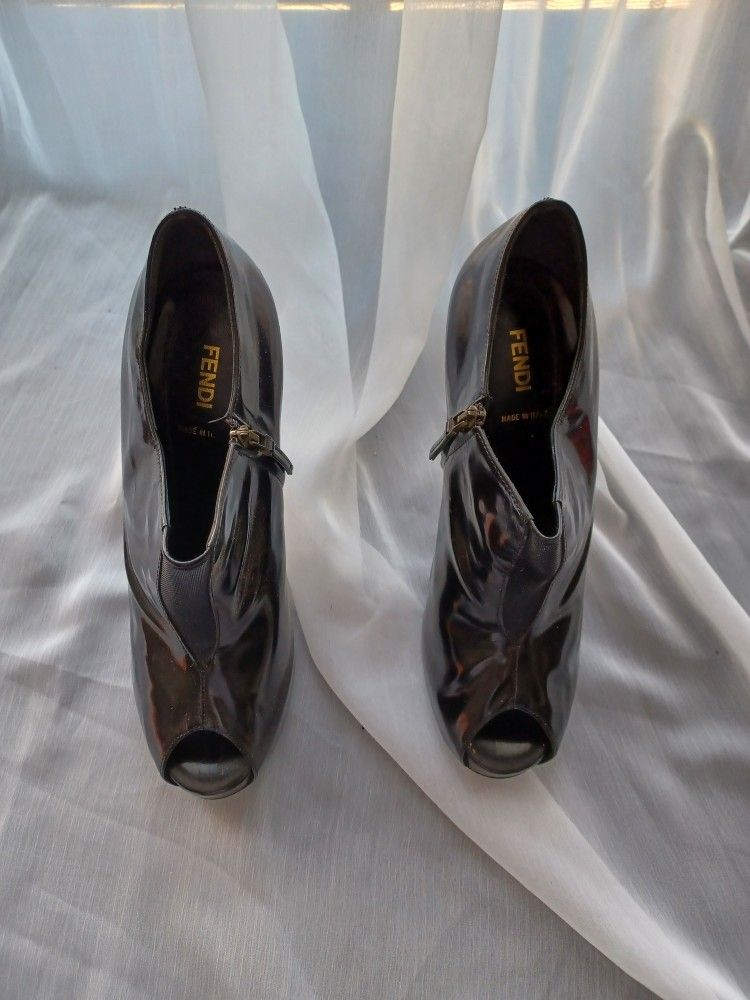 Fendi Womans Shoe