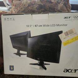 18.5" 47 Cm Wide LCD Monitor