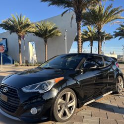 2013 Hyundai Veloster Turbo 