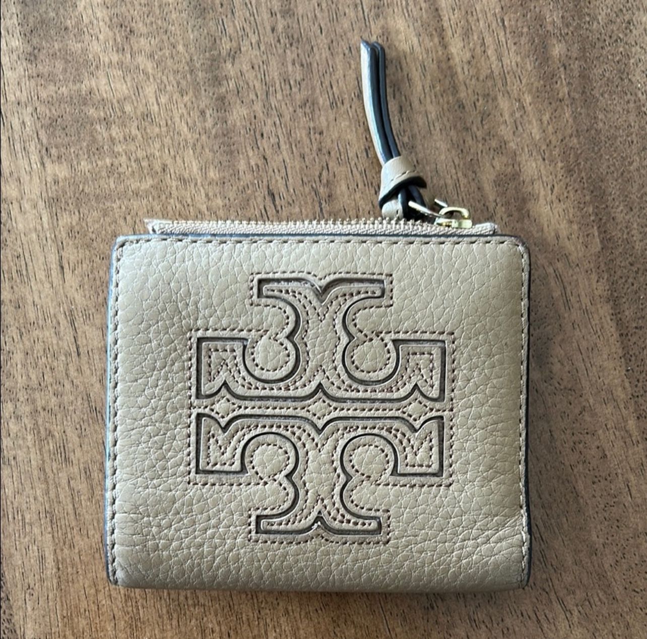 Tory Burch Small Travel Wallet